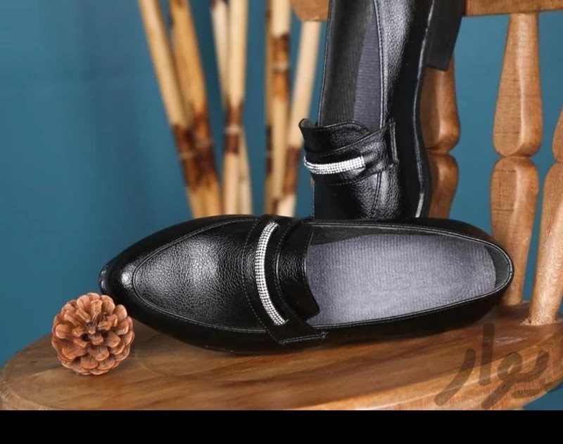 کفش کالج زنانه مدل رو نگین پاشنه سه سانت